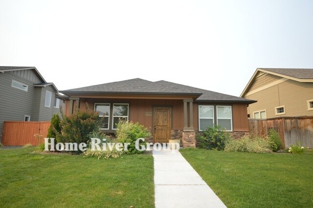 Primary Photo - 10124 W Kingsbriar Dr