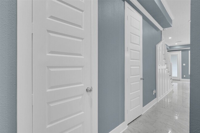 Building Photo - 4304 New Orleans St