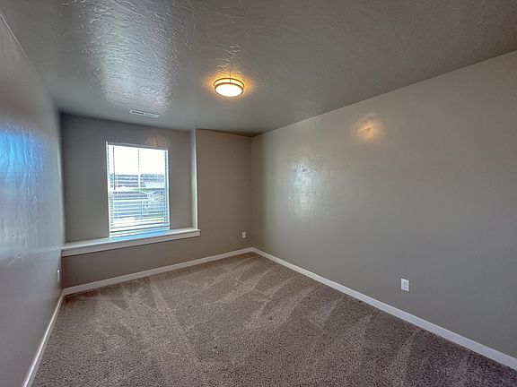 Foto del edificio - 257 N Sevenoaks Ave