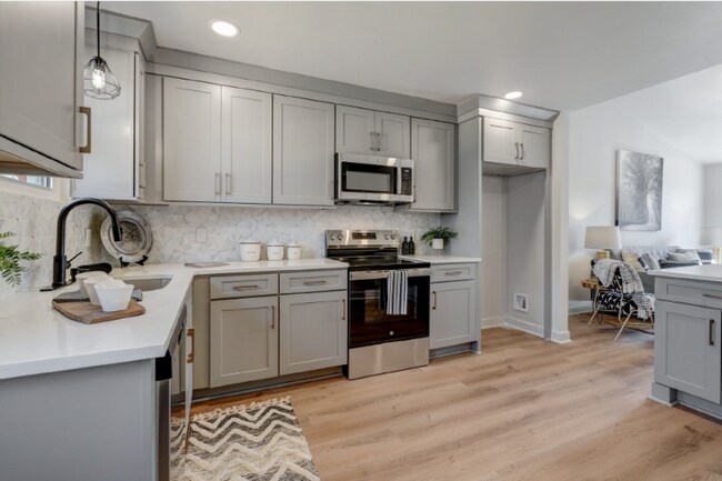 Foto del edificio - 2341 Cooper Terrace