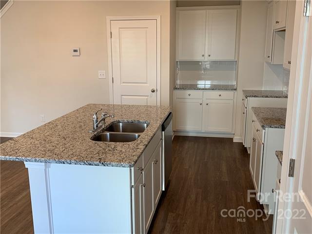 Building Photo - 2056 Cypress Village Dr NW