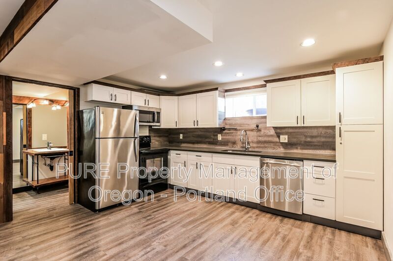 Photo - 2324 N Watts St