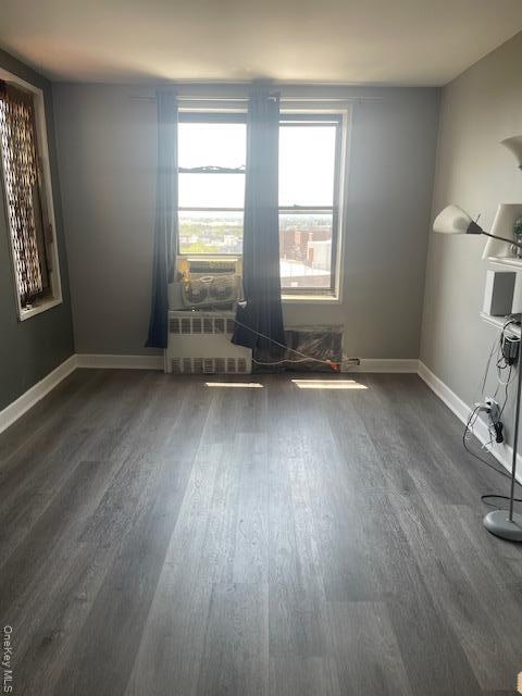 Foto del edificio - 140-10 84th Dr