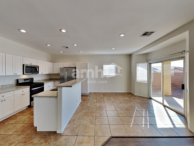 Building Photo - 1613 White Daisy Way
