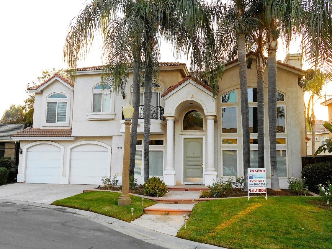 Foto principal - 7210 N Michelle Ave