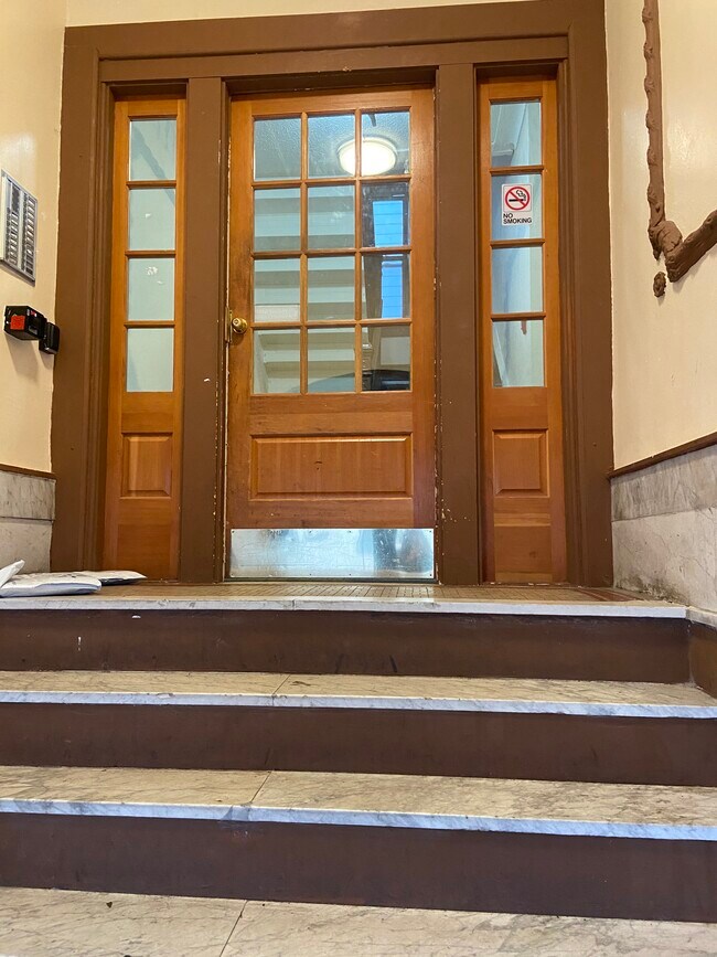 Foto del edificio - 7505 Palisade Ave