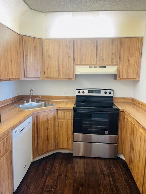 Foto del edificio - 4975 Sable Pine Cir