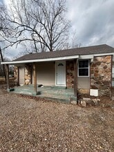 Building Photo - 1396 Cranfield Rd