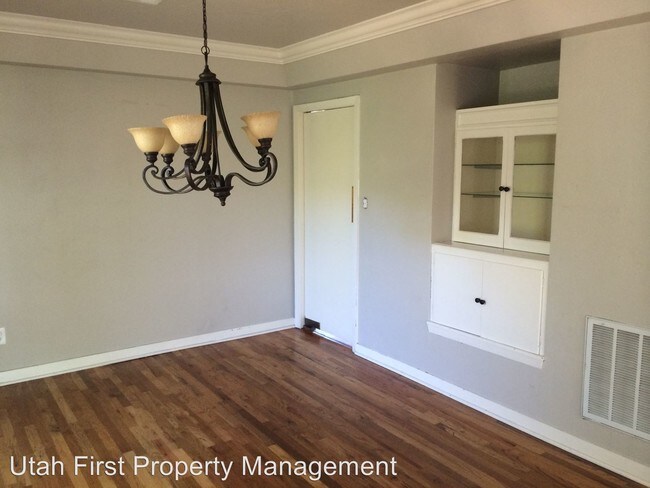 Foto del edificio - 4 br, 3 bath House - 60 E. Hope St.