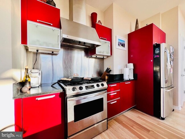 Building Photo - 2410 17th St NW