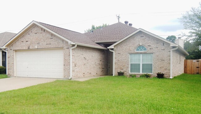 Building Photo - Beautiful 3 Bedroom, 2 Bath Home in Flint!