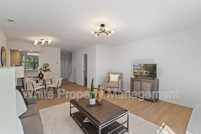 Foto del edificio - 9231 Kings Canyon Dr