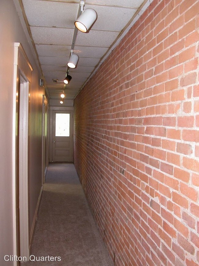 32 E Hollister St, Cincinnati, OH 45219 Condo for Rent in Cincinnati, OH