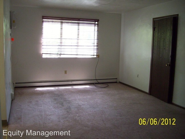 Foto del edificio - 1998 Mathews Rd