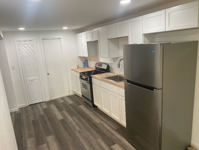 Foto del edificio - 2729 Custer Ave