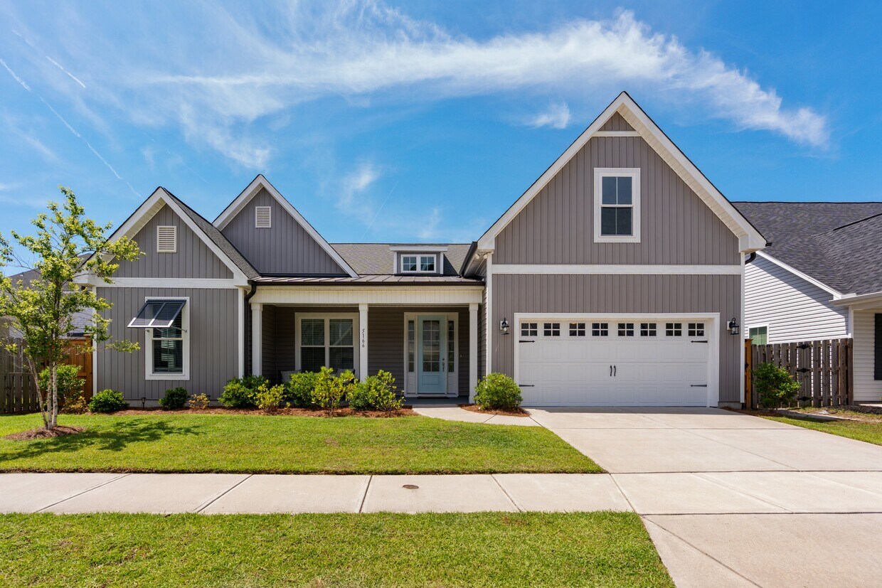 Foto principal - 5166 Cloverland Way