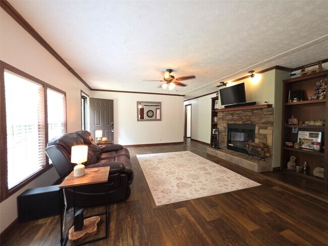 Foto del edificio - 21683 White Oak Dr