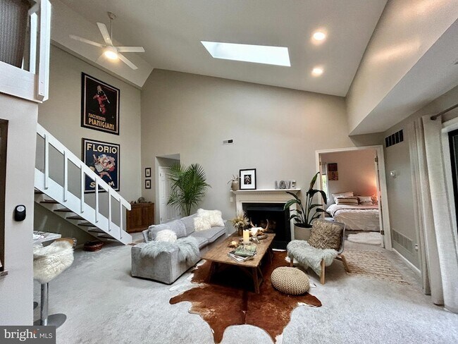 Foto del edificio - 1709 Mountainview Dr
