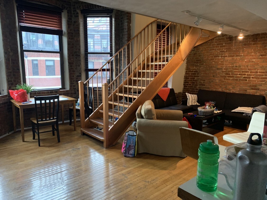 Foto principal - 279 Newbury St