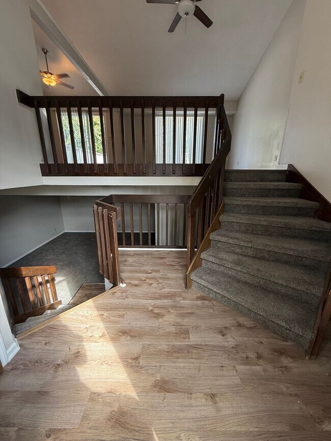 Foto del edificio - Spacious La Vista Home with Deck & Finishe...