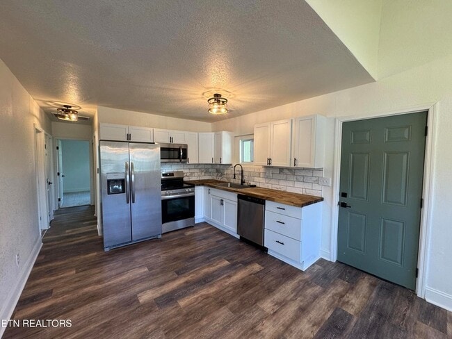 Photo - 1712 Vada Cir House