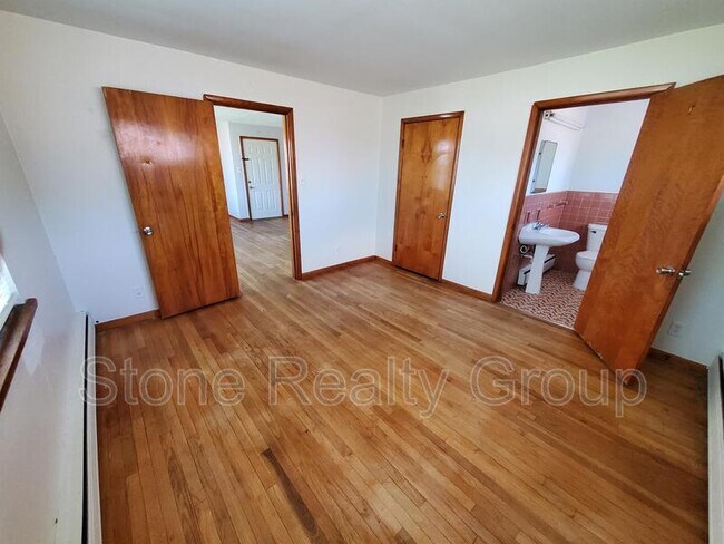 Building Photo - 9121 US-40