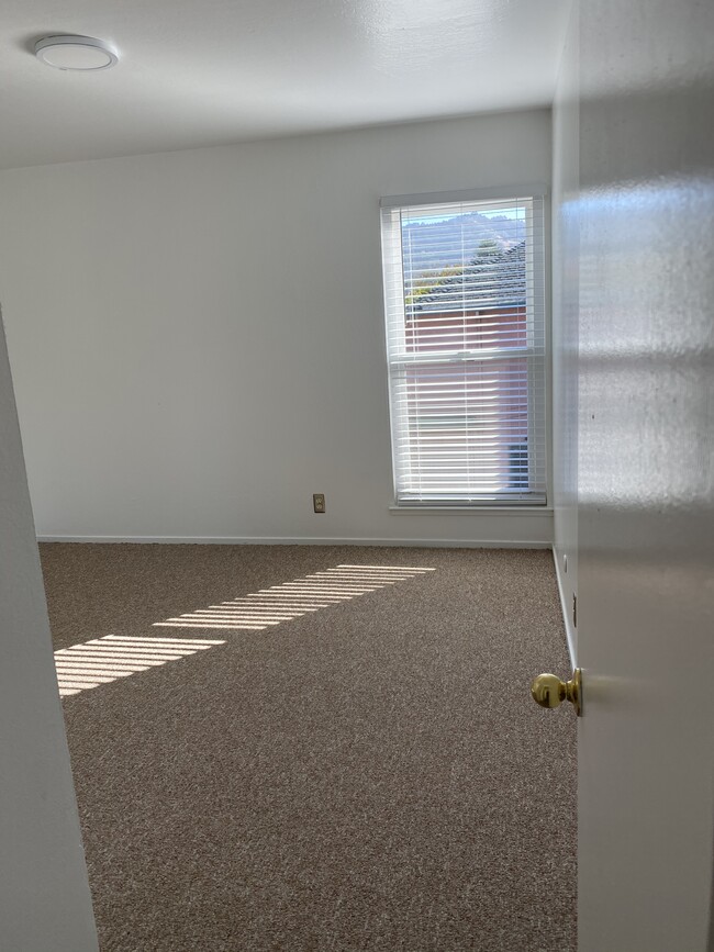 Bedroom 2 - 1936 Blake St
