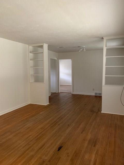 Foto del edificio - 5757 Tracyne Dr