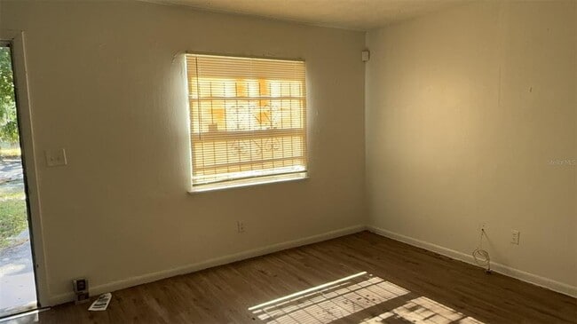 Foto del edificio - 1131 Phelps St