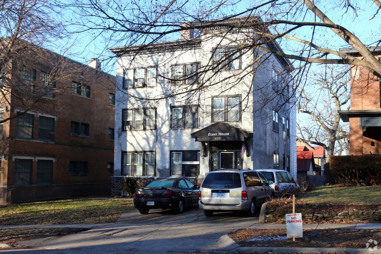 Primary Photo - 672 19th St