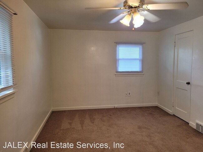 Building Photo - 3 br, 2 bath House - 230 High St