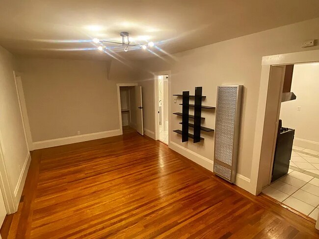 Foto del edificio - 315 E 15th St