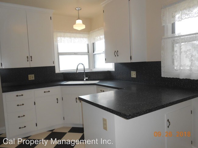 Building Photo - 2 br, 1 bath House - 238 TOYON AVE.