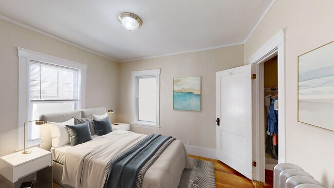 Building Photo - 301 Tappan St
