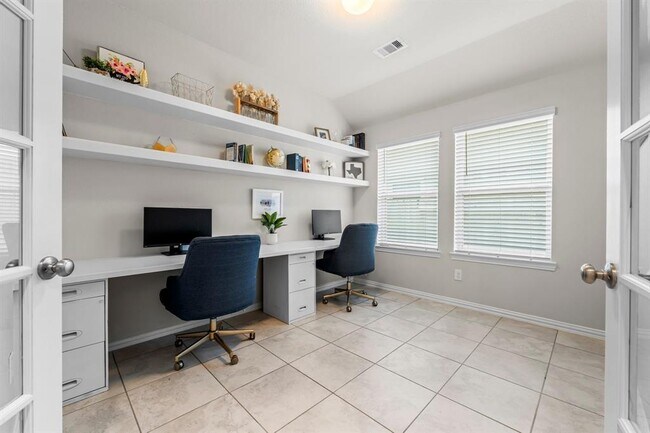 Foto del edificio - 28012 Dove Chase Dr
