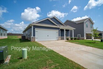 Building Photo - 22845 Dashwood Ln