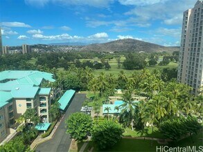 Building Photo - 3009 Ala Makahala Pl