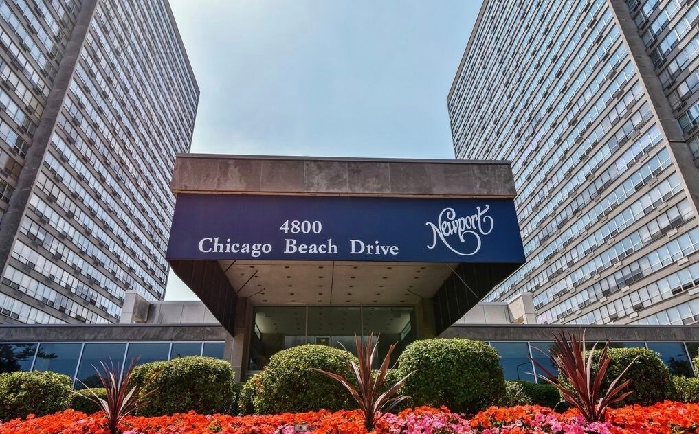 Front Entry - 4800 S Chicago Beach Dr