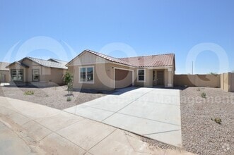 Building Photo - 777 Silvercreek Ln