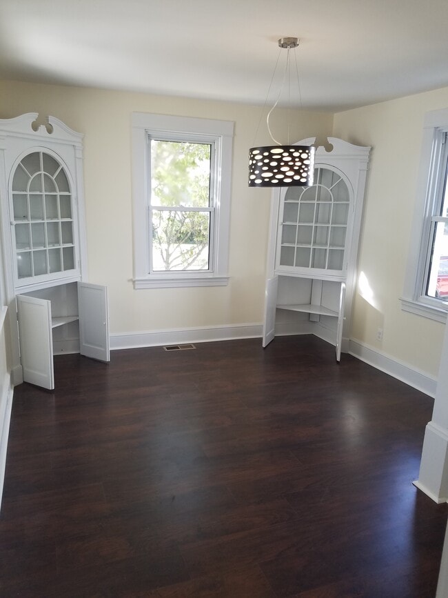 Dinning Room - 1322 Poplar Avenue