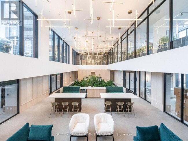 Photo du bâtiment - 3071 Trafalgar Rd