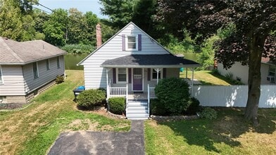 Building Photo - 202 River Meadow Dr