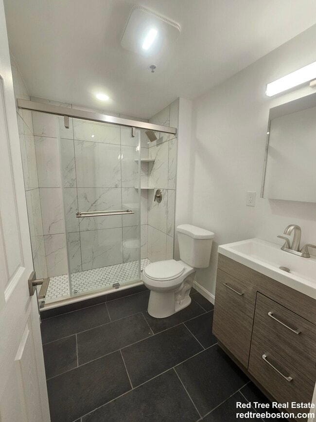 Photo - 24 Queensberry St Apartment