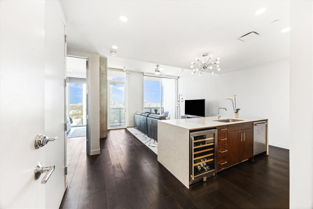 Foto principal - 301 West Ave