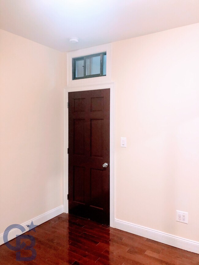 Foto del edificio - 1448 36th St