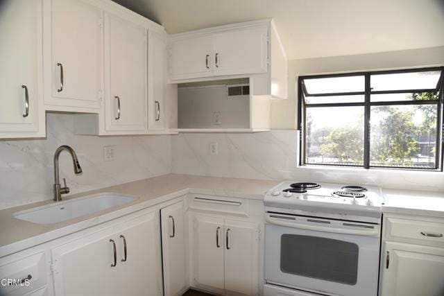 Building Photo - 1539 Vista Del Mar Dr
