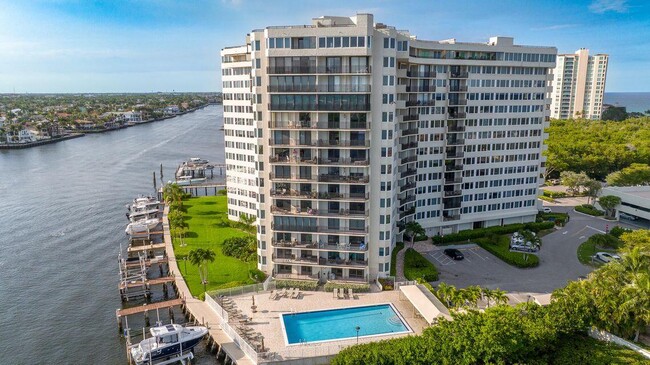 Building Photo - 3912 S Ocean Blvd