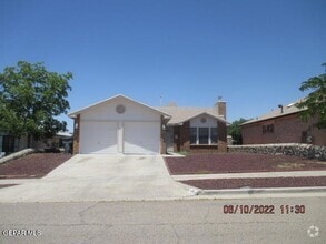 Building Photo - 733 Colchester Dr