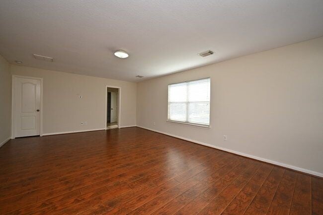 Building Photo - 9403 Coatsworth Dr