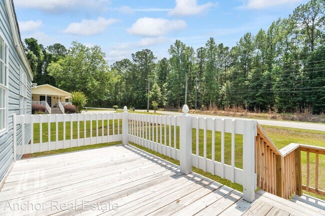 Building Photo - 3 br, 2 bath House - 260 Waters Rd